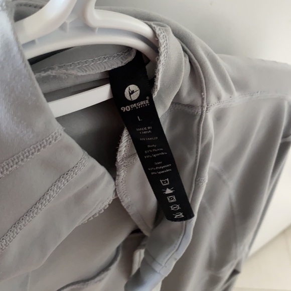 Zip up sweater - Picture 3 of 3